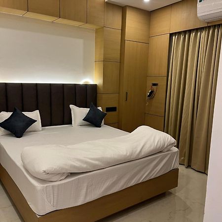 Hotel Revanta Bhilwara Værelse billede
