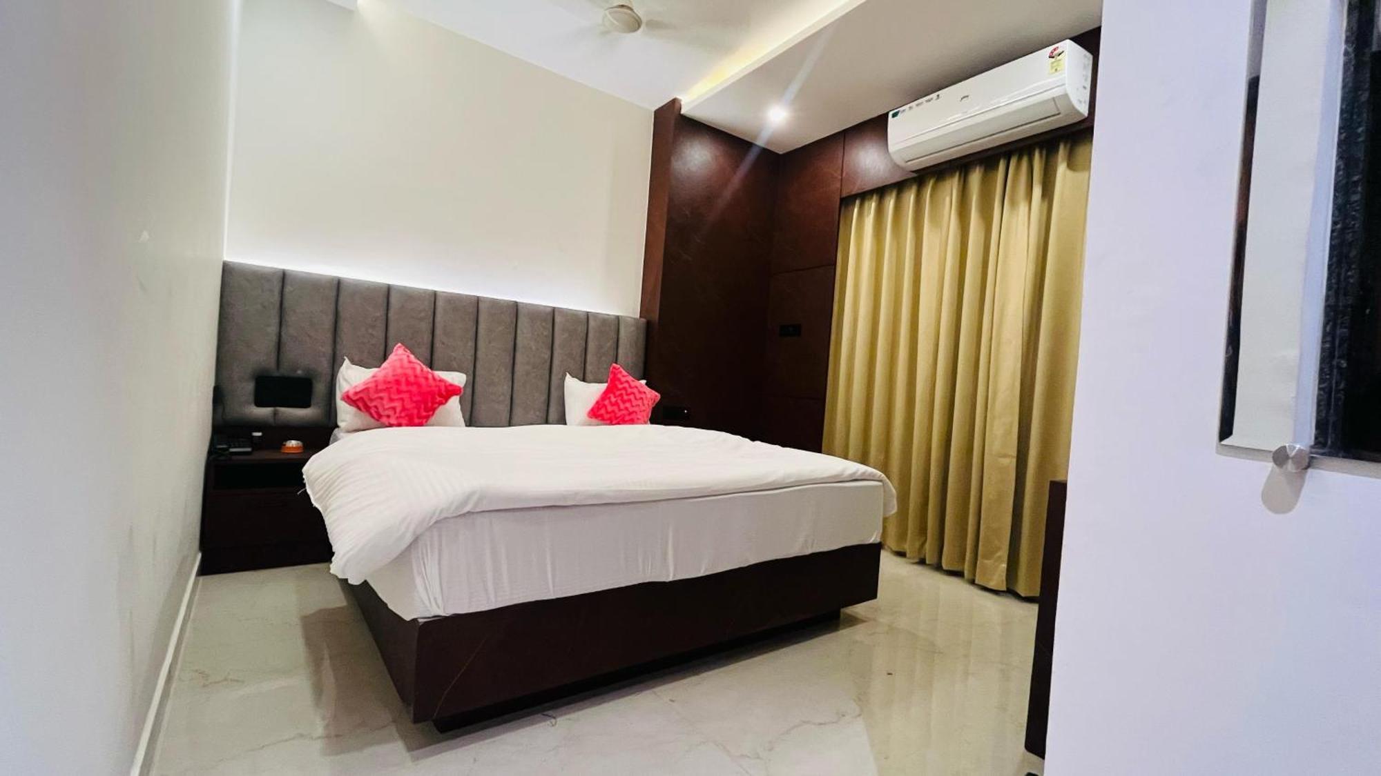 Hotel Revanta Bhilwara Eksteriør billede